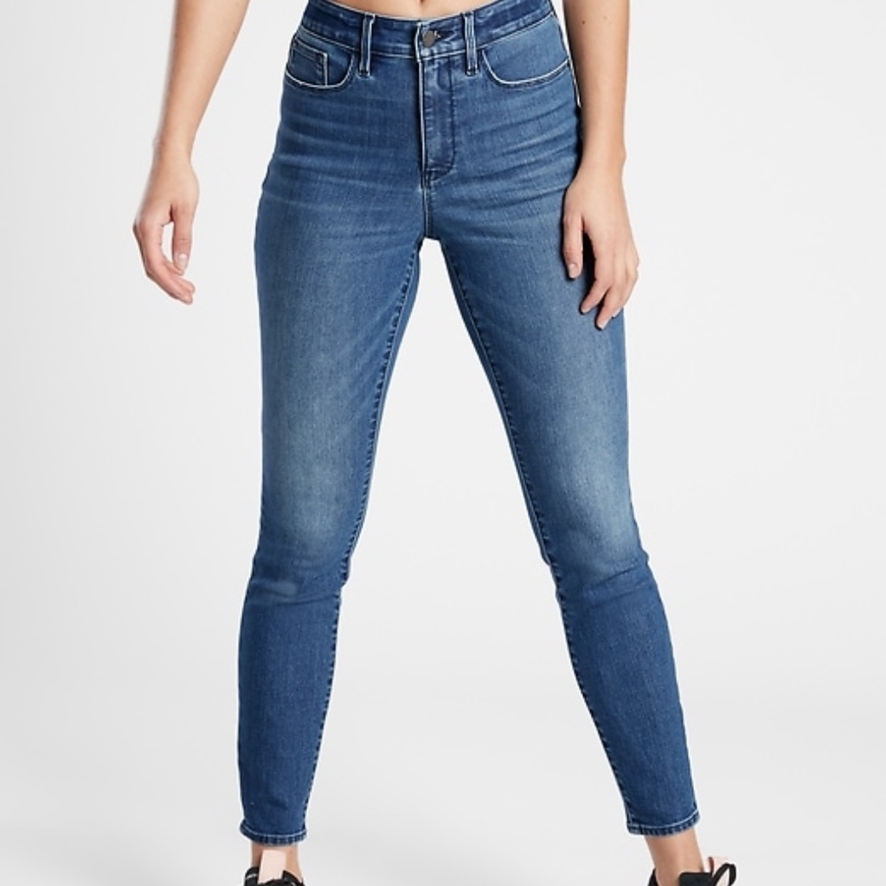 Athleta Sculptek Jeans, size 8